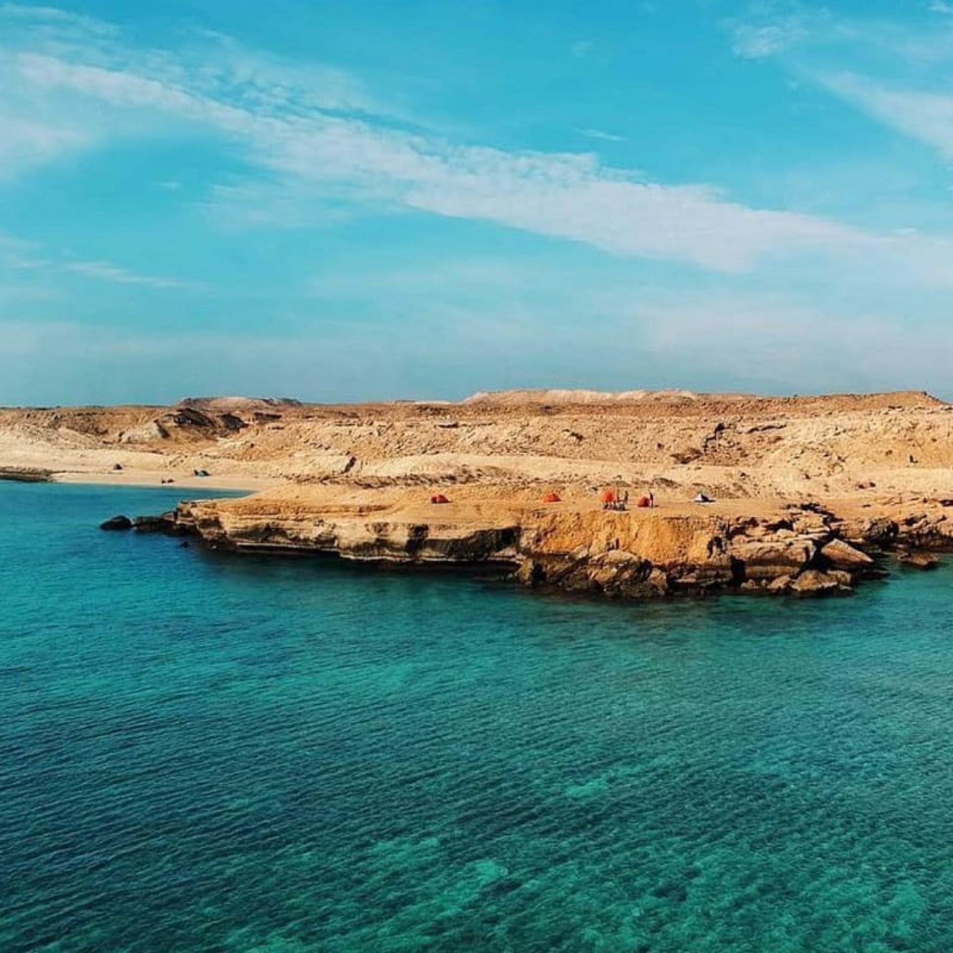 جزیره هنگام در فصل بهار
