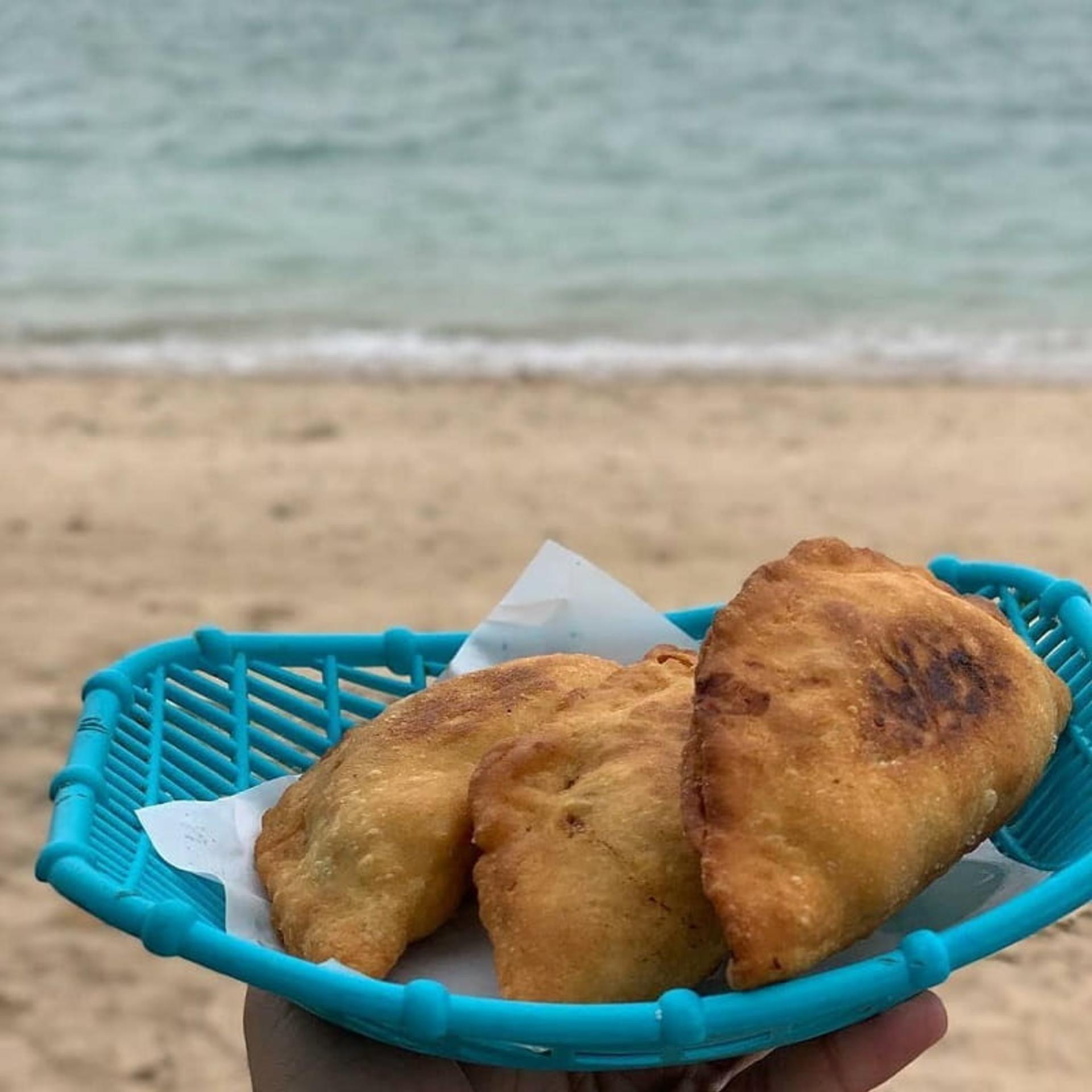 سمبوسه جزیره هنگام