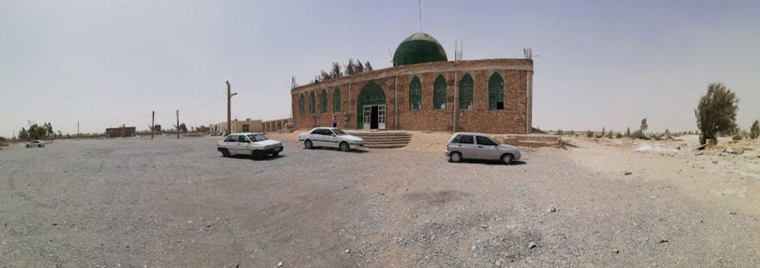 ساختمان اصلی زیارتگاه بی بی دوست
