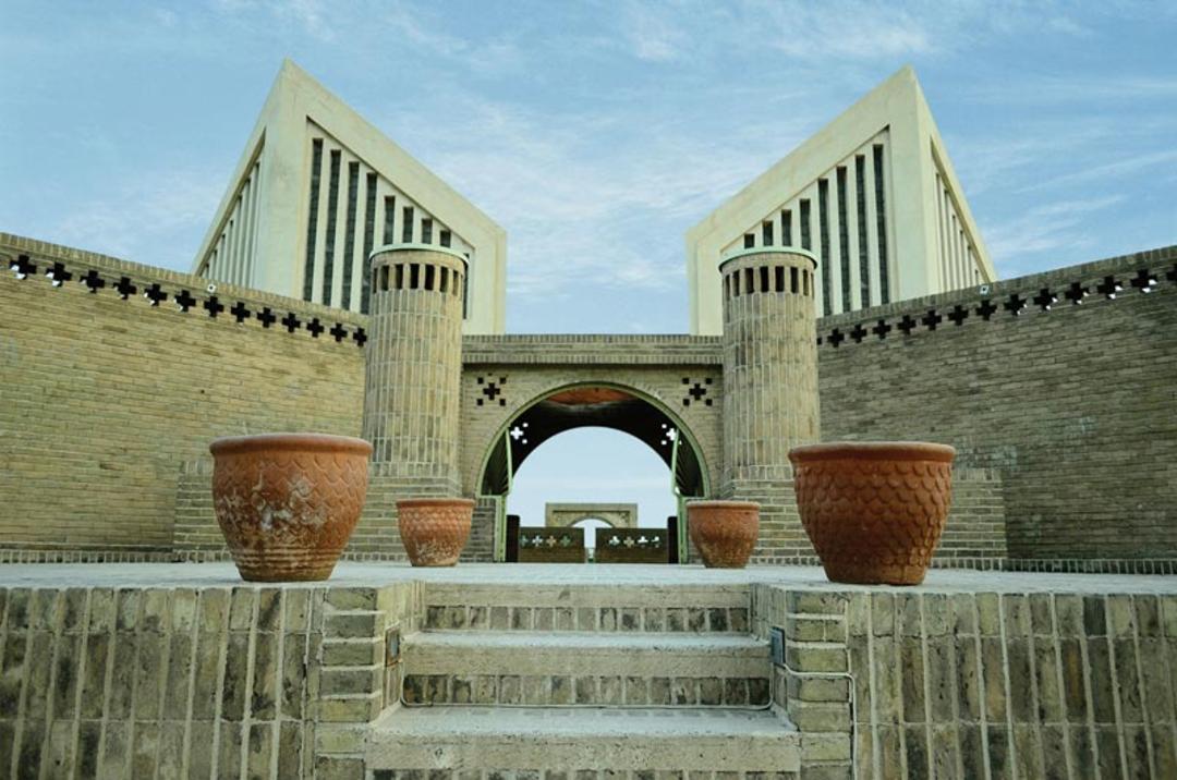 معماری مجتمع فرهنگی سینمایی دزفول