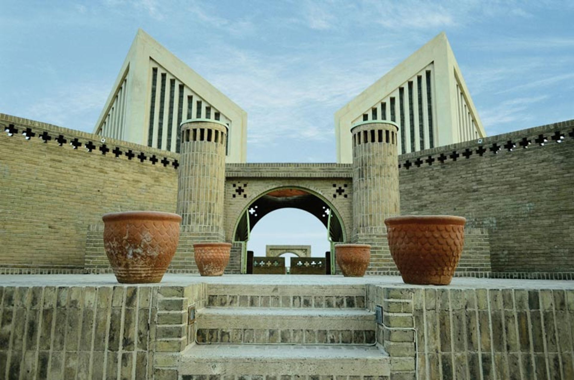 معماری مجتمع فرهنگی سینمایی دزفول