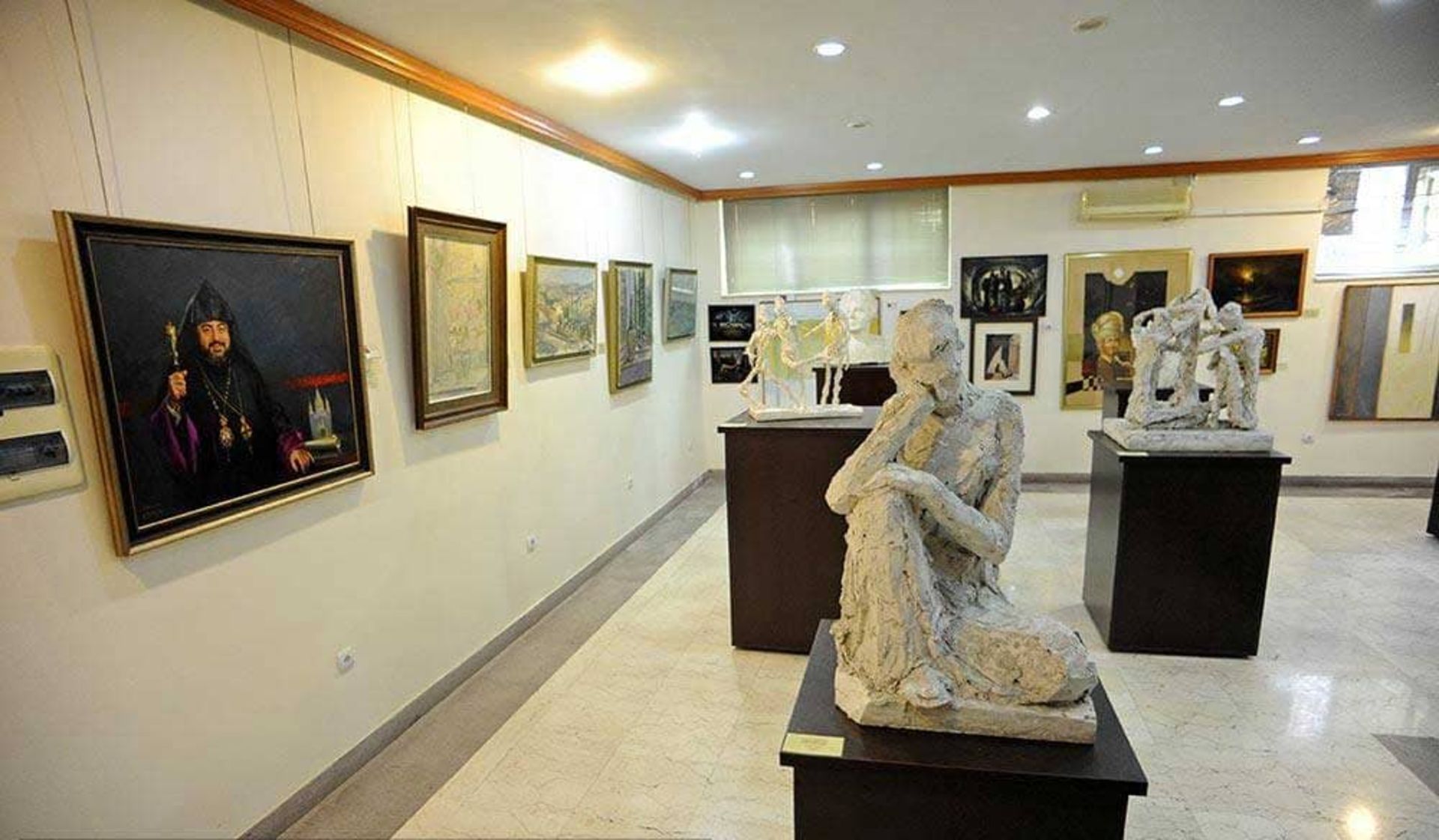 تندیس‌های موزه ارداک مانوکیان