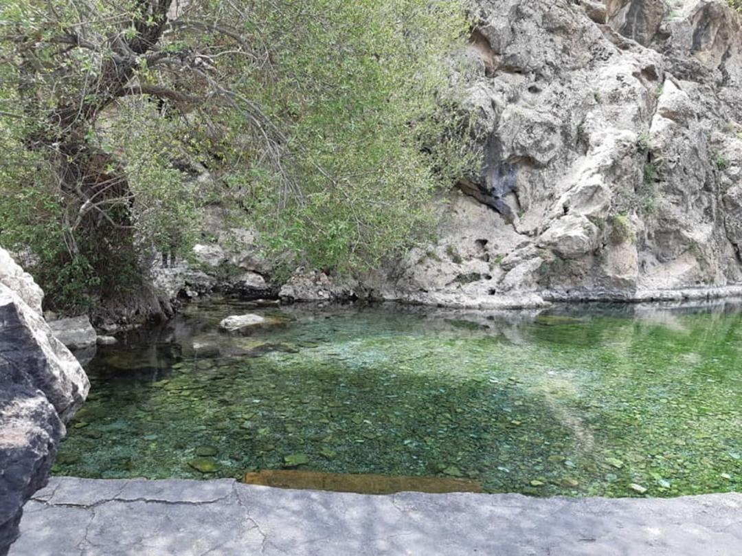 استخر زیبای خمده