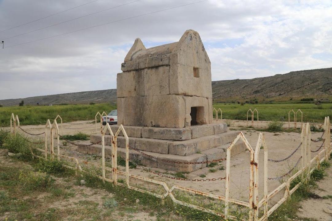 گور دختر