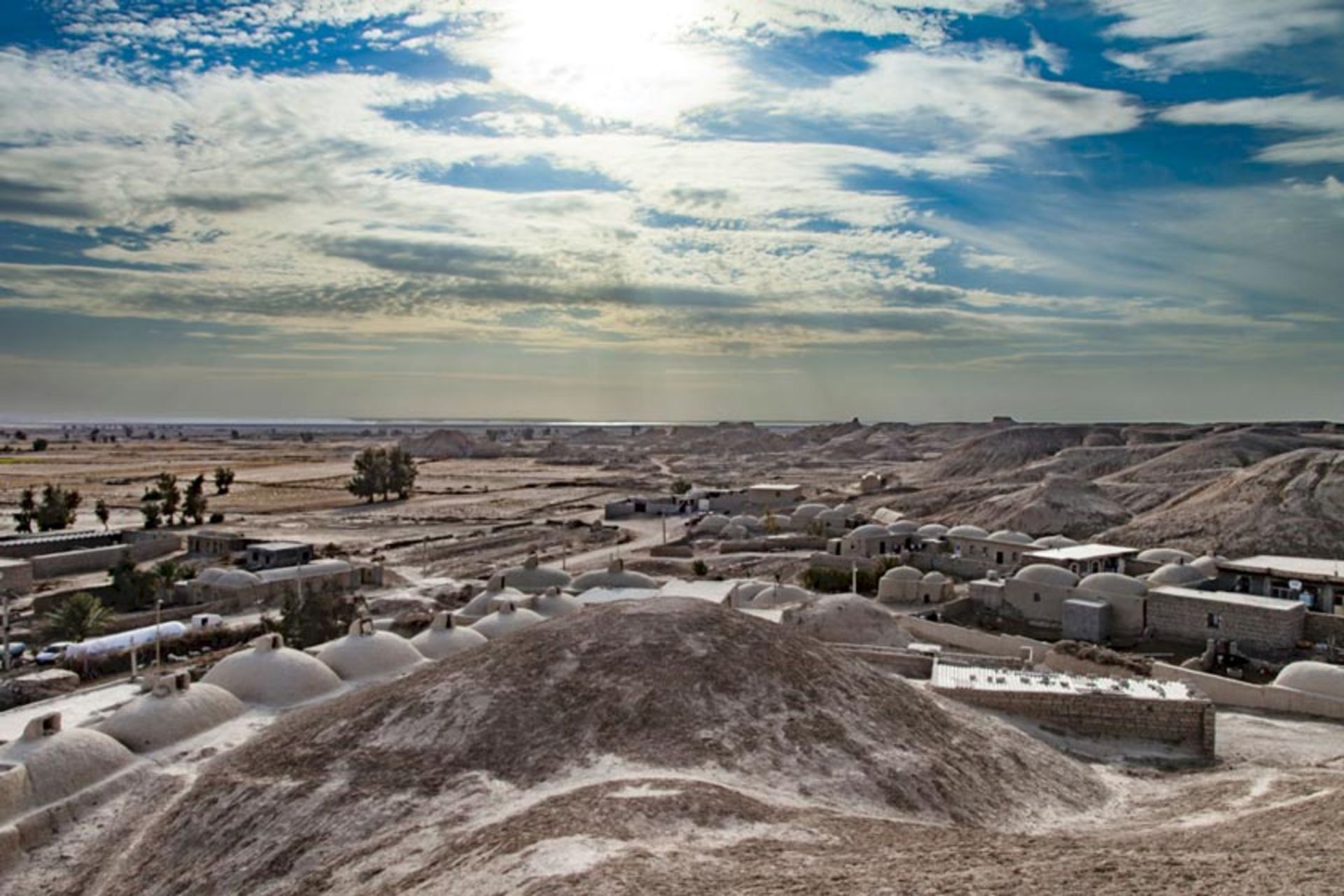 بناهای روستای قلعه نو