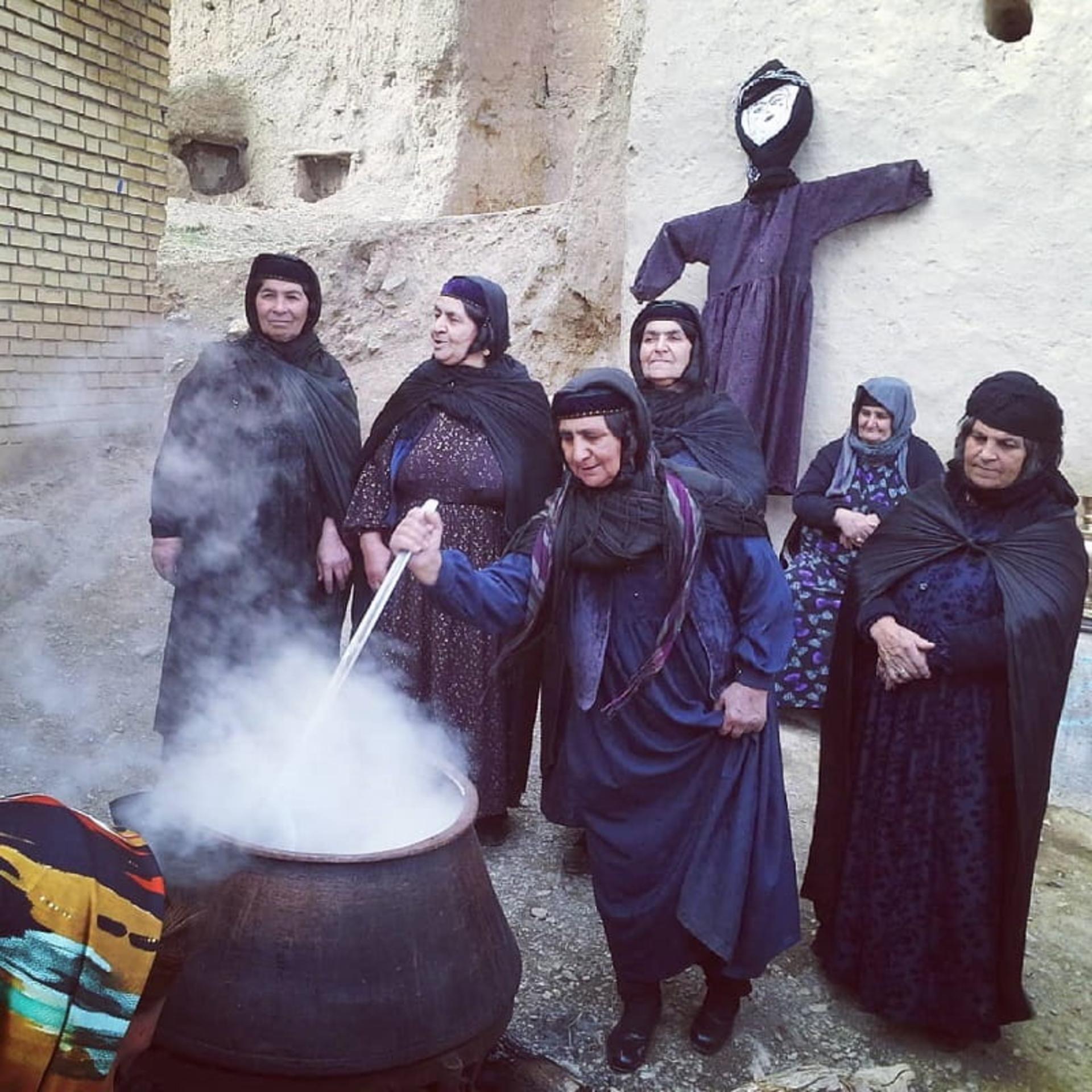 پخت آش و ساخت عروسک طلب باران