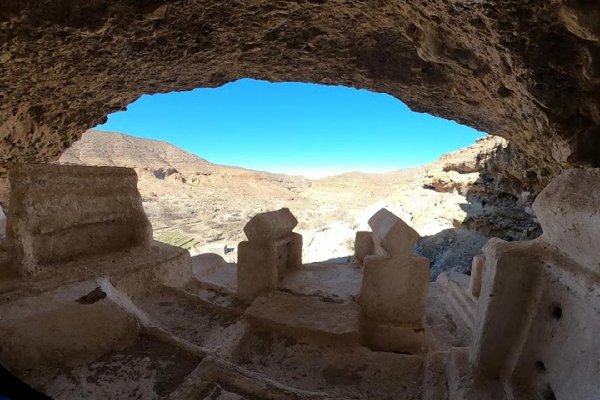 قبرستان هفتاد ملا در بلوچستان