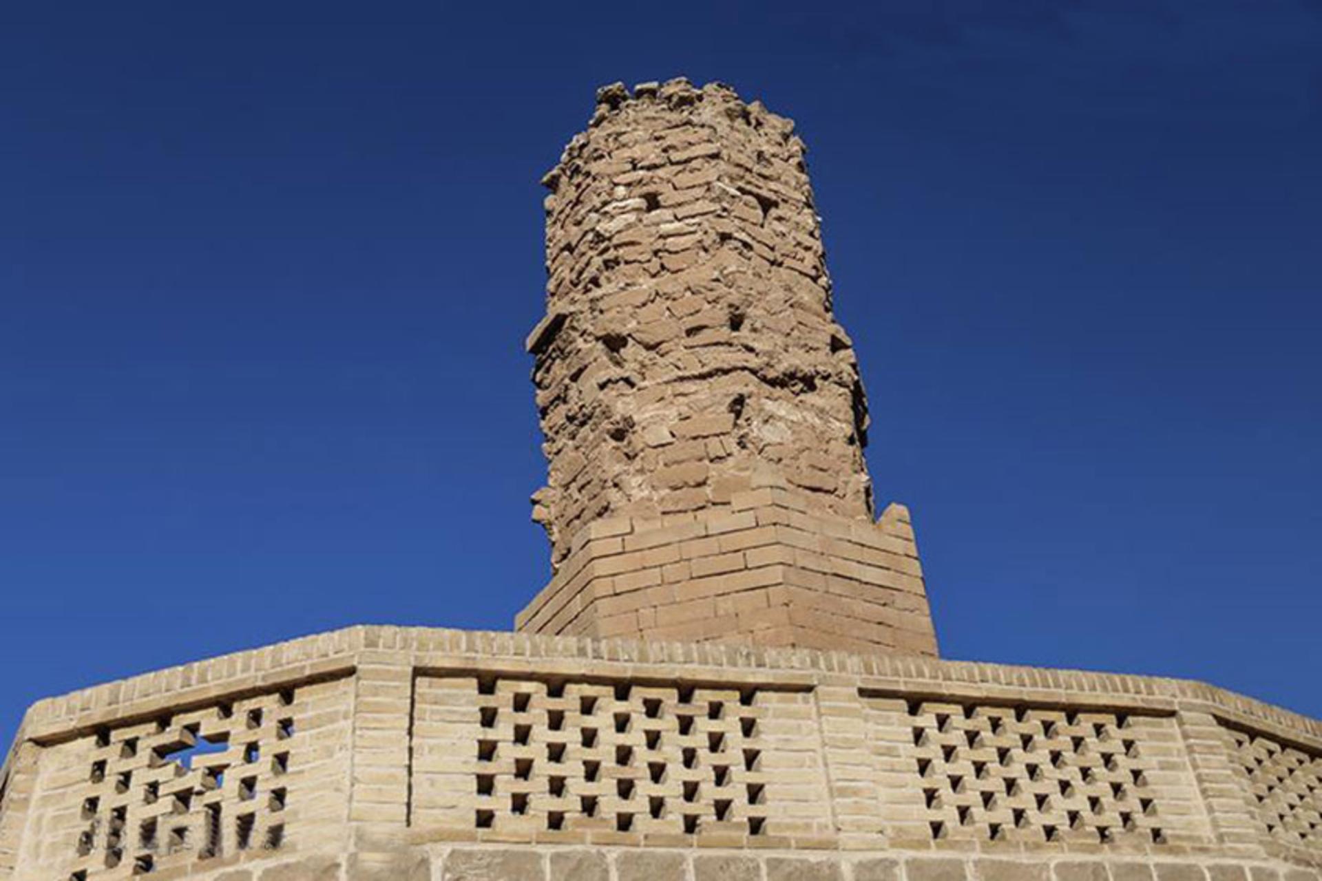 تزیینات برج کلاه فرنگی شوشتر