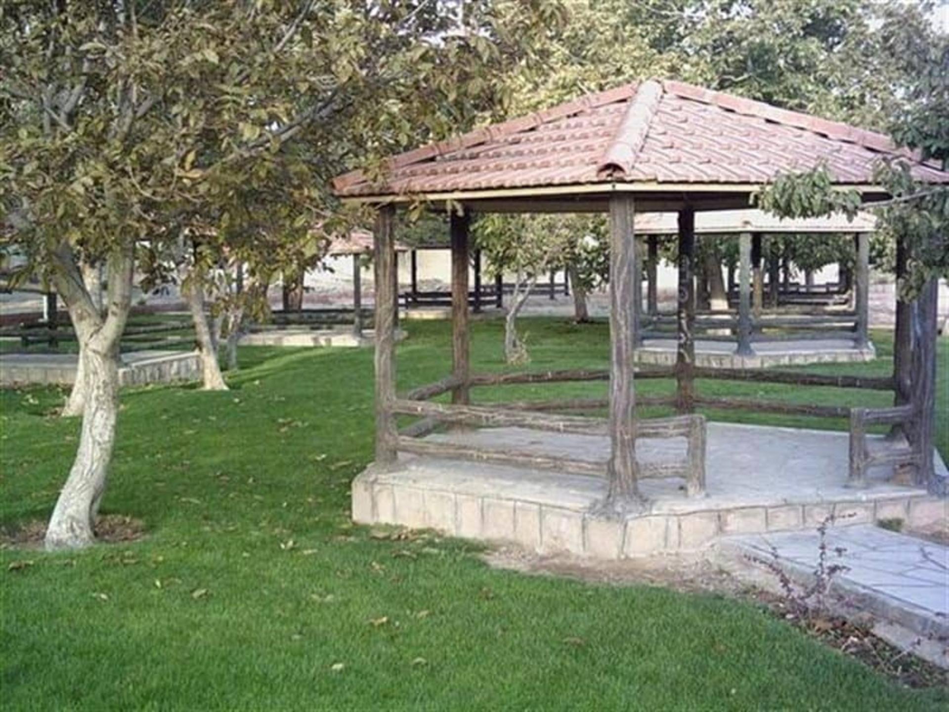 بوستان شمس تبریز