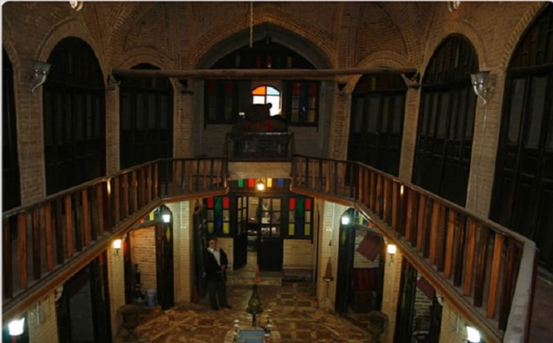 نمایی از تیمچه اکبریان