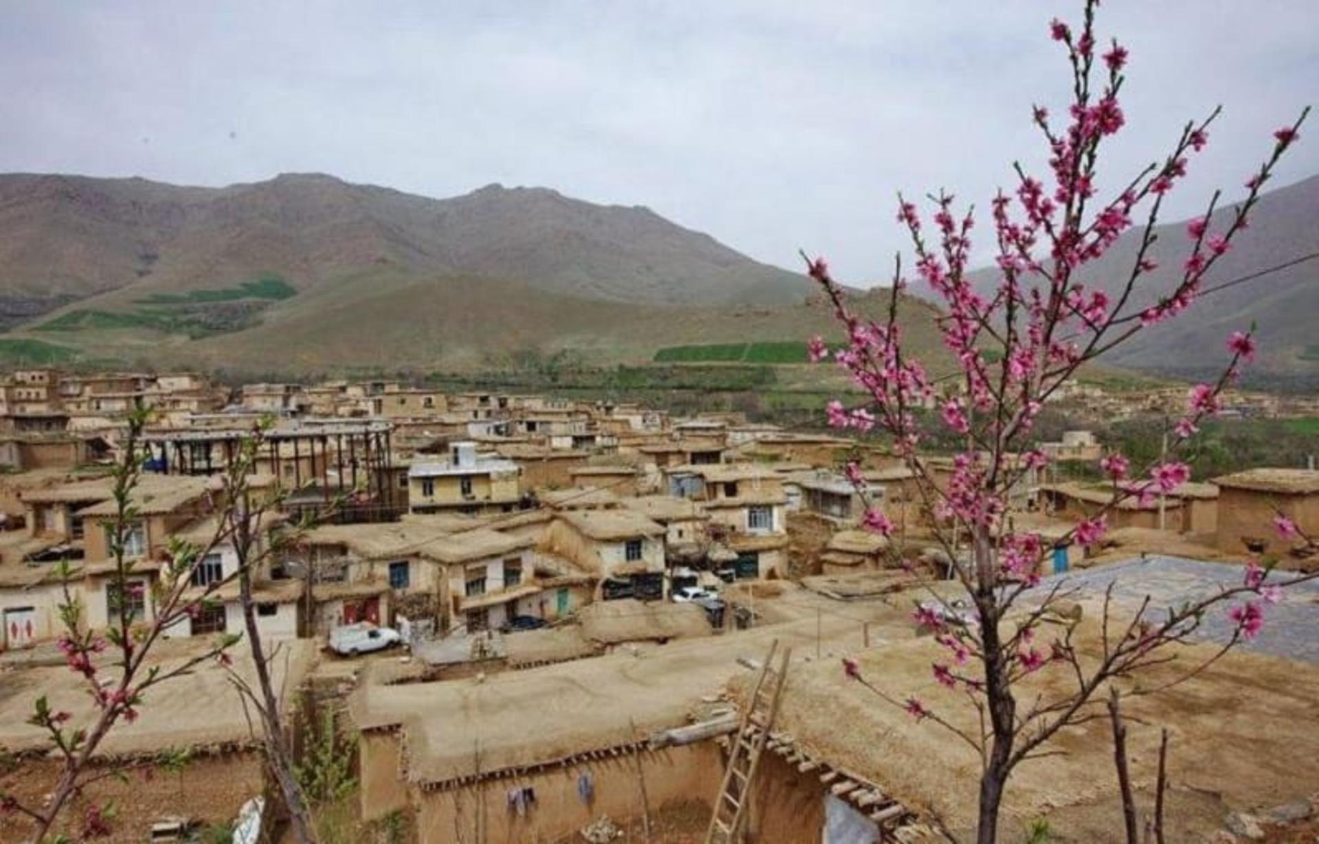 شروع بهار در روستای پریان