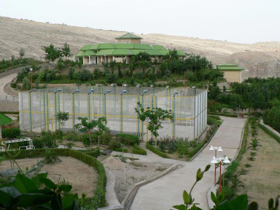 زمین بازی در جزیره کوشک