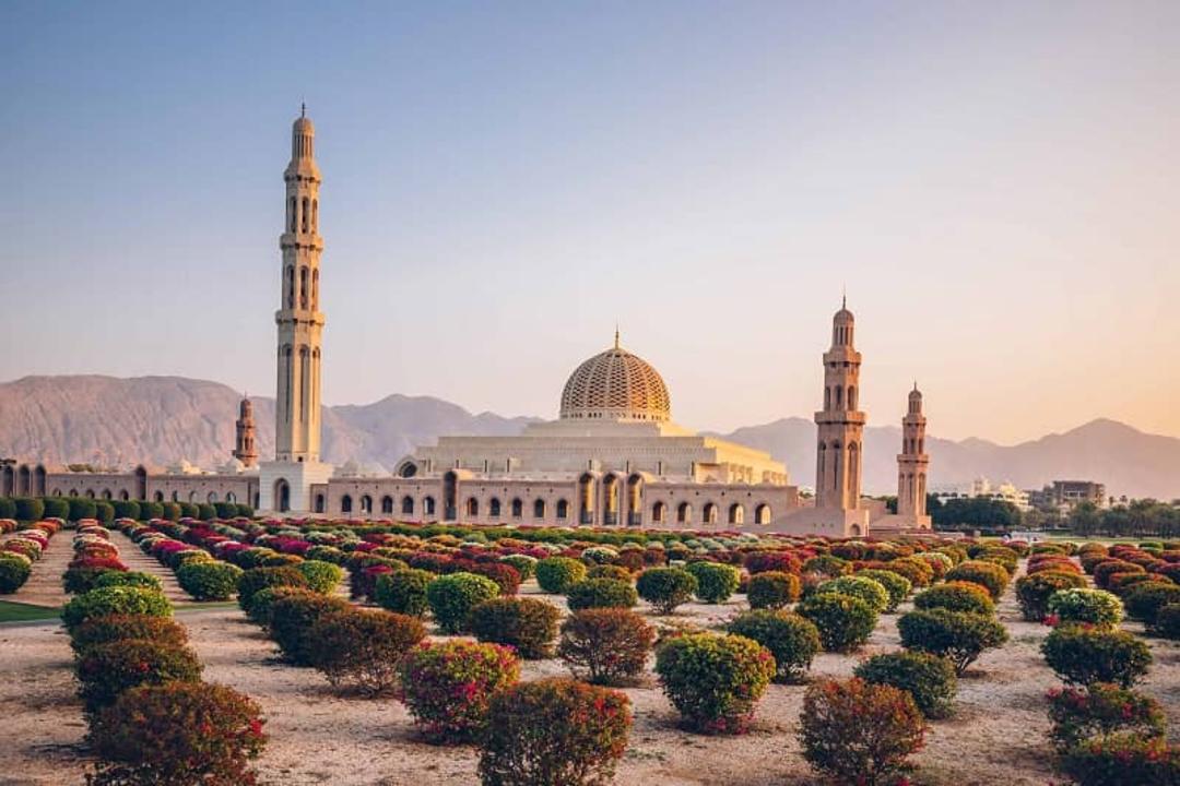 مسجد جامع سلطان قابوس