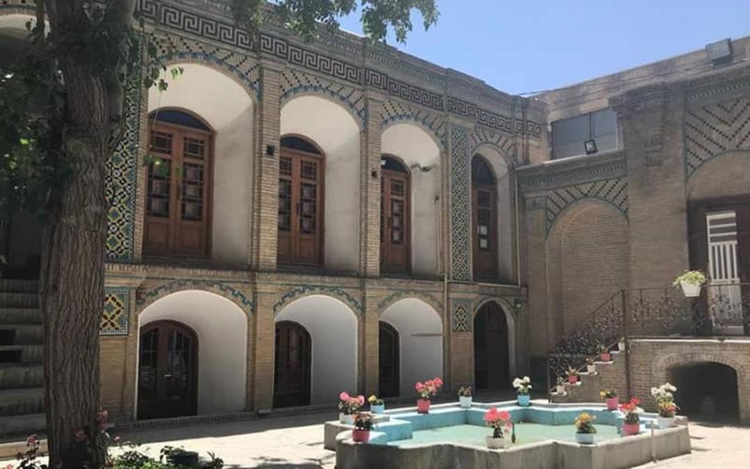 فضای داخلی ساختمانی قدیمی