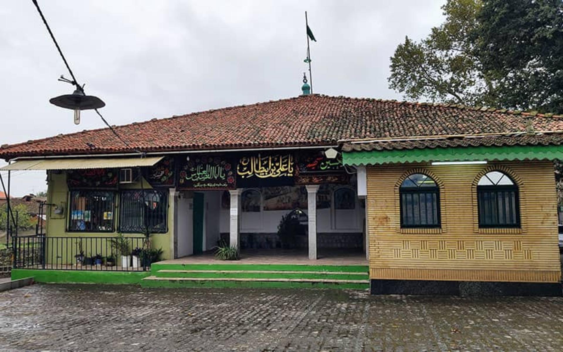 بنای قدیمی مسجد آقا سید حسین