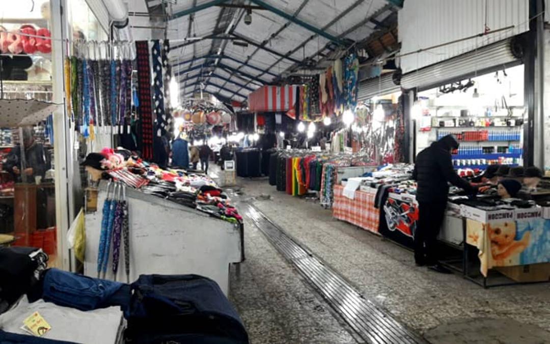 مغازه ها در بازار بزرگ ساحلی آستارا