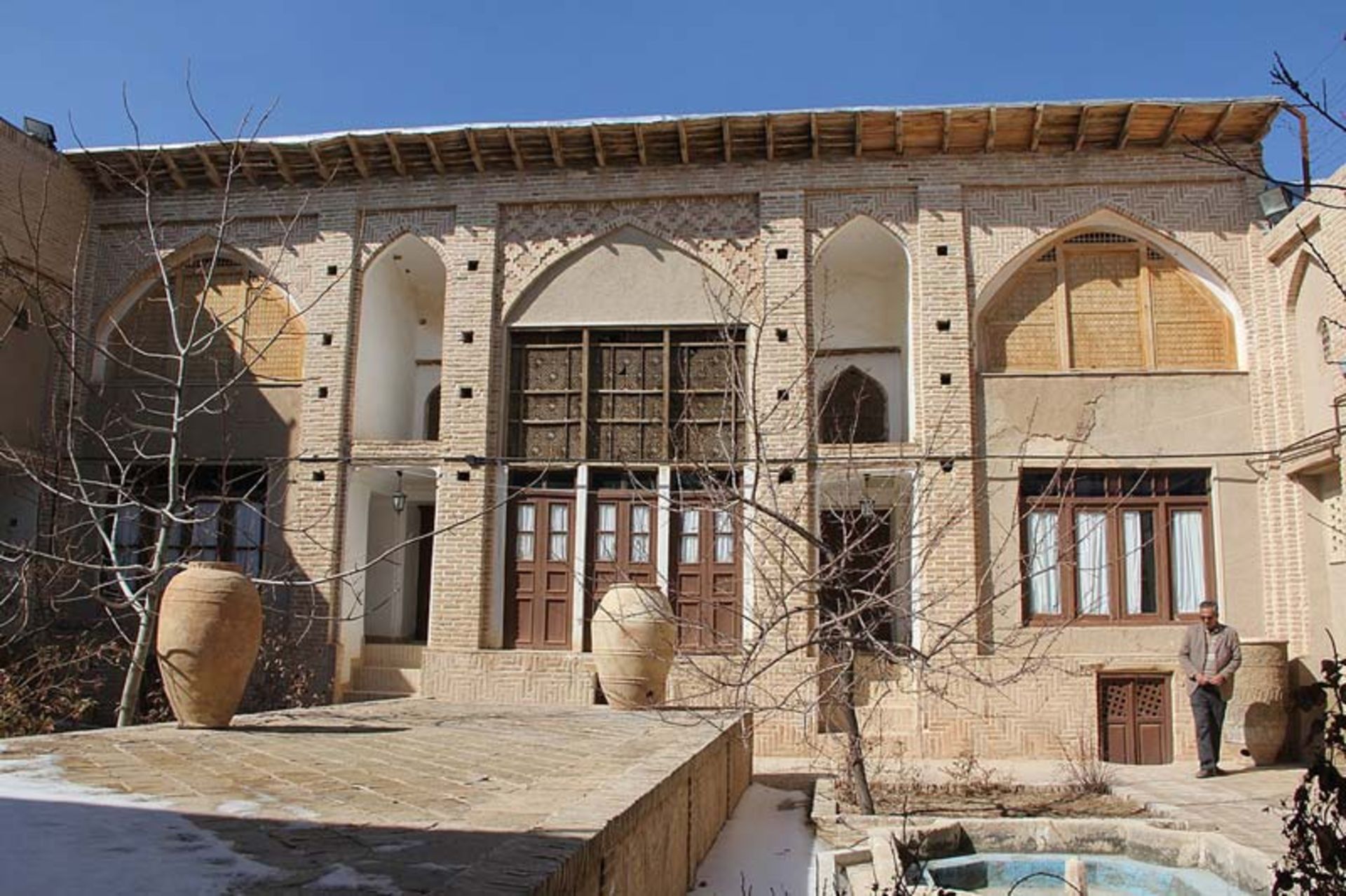 موزه آشتیان