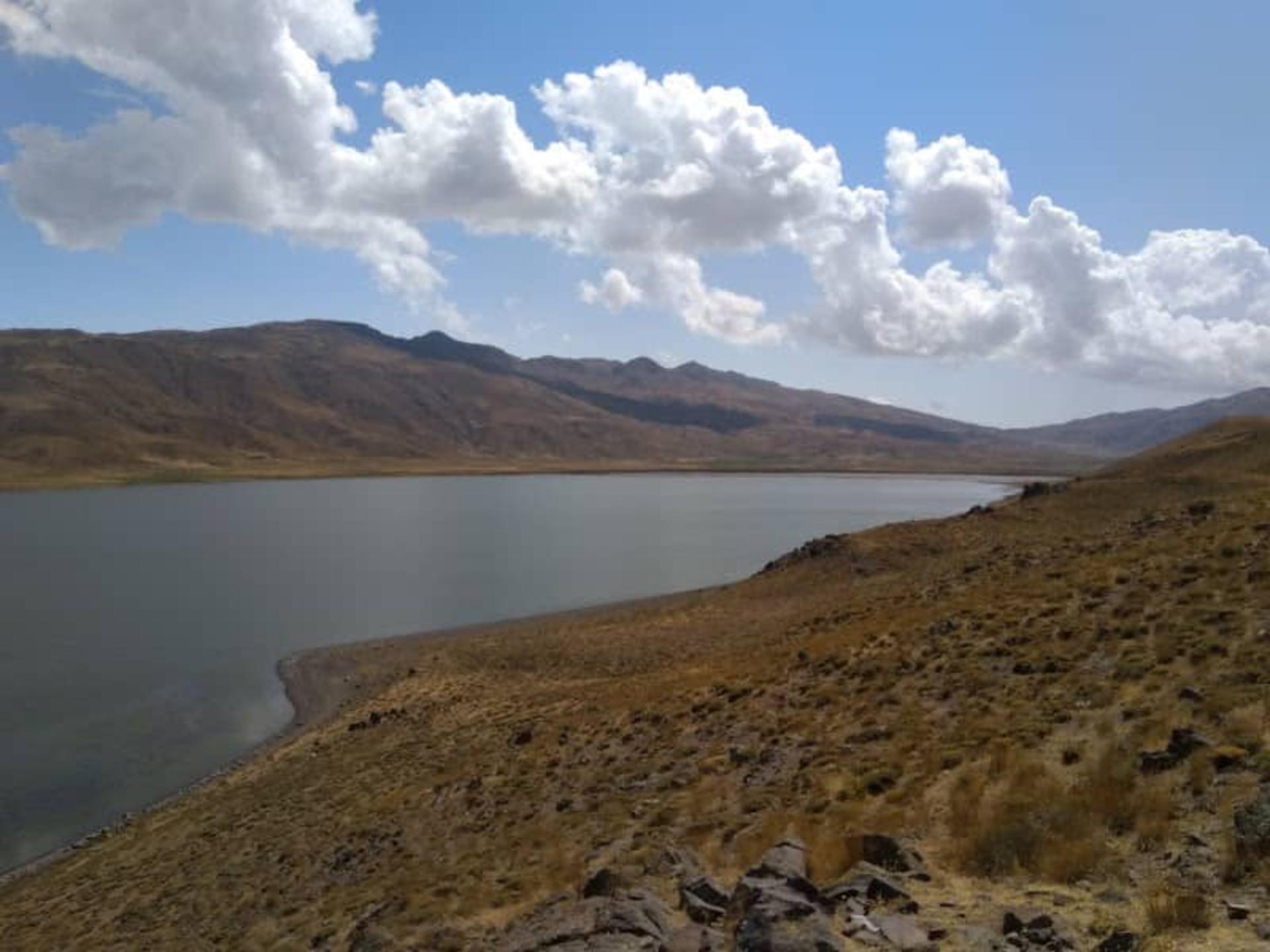 دریاچه ای پرآب در خلخال