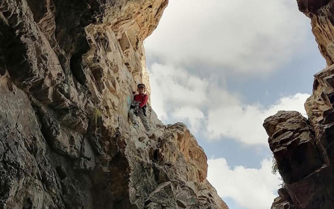دهانه غار گاوخور