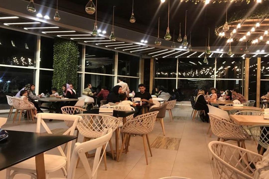 فودکورت روشا