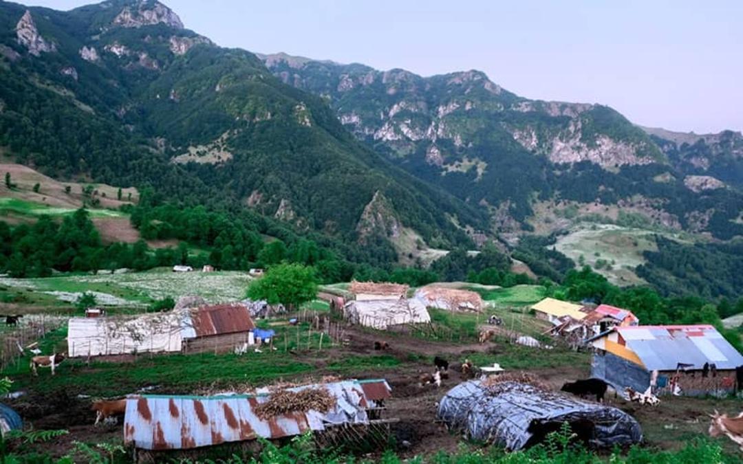روستاهای دامنه سرسبز کوه اسپیناس