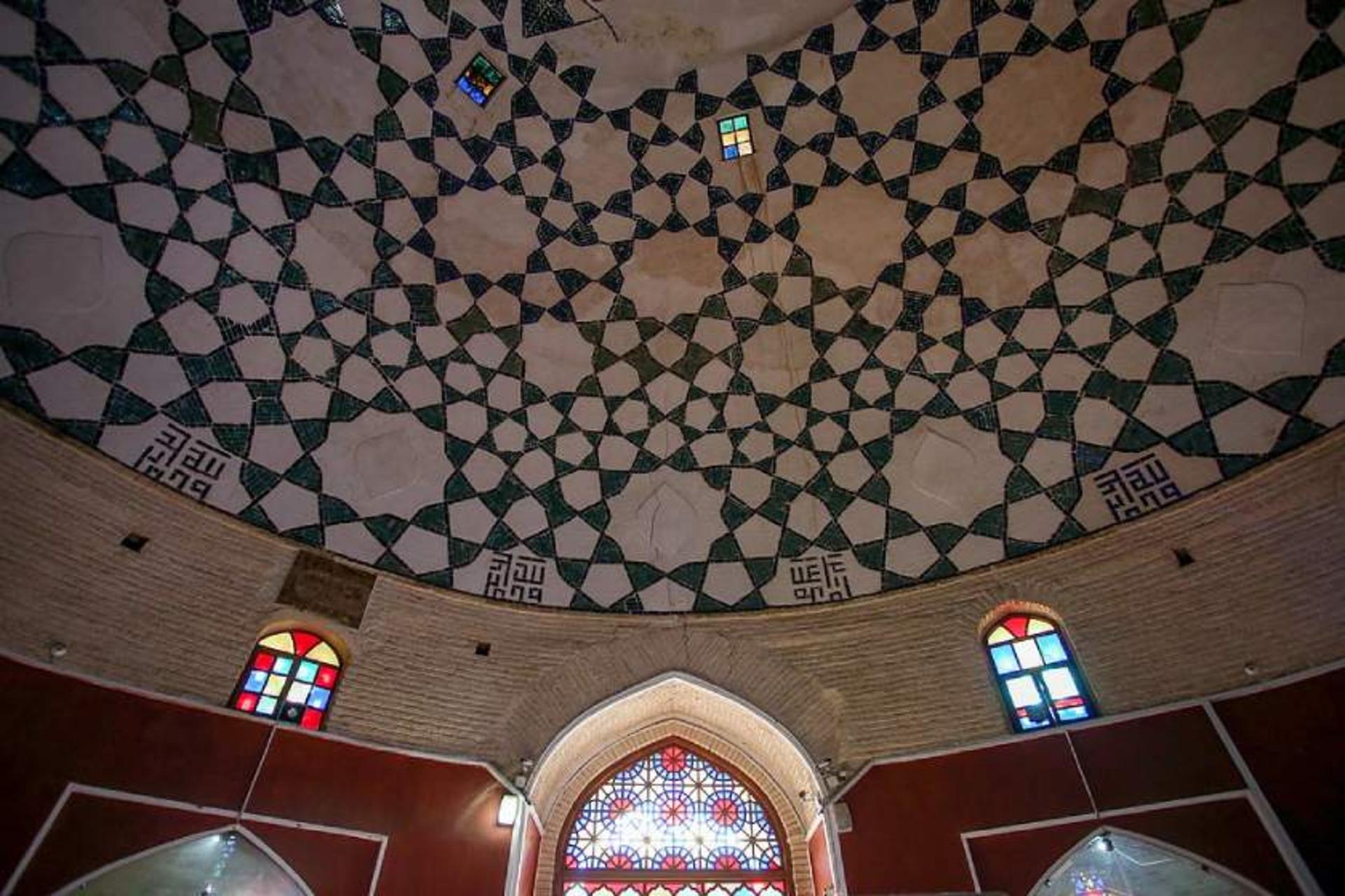 معماری چهارسوق ساوه