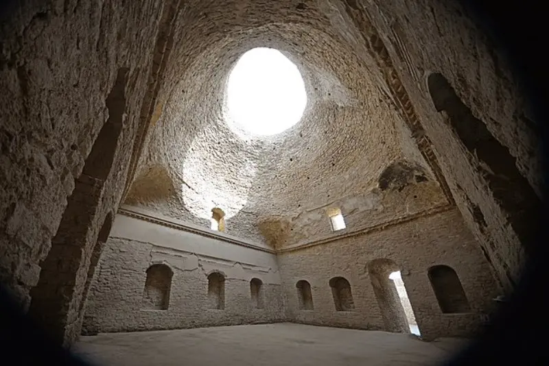 گنبد کاخ اردشیر بابکان