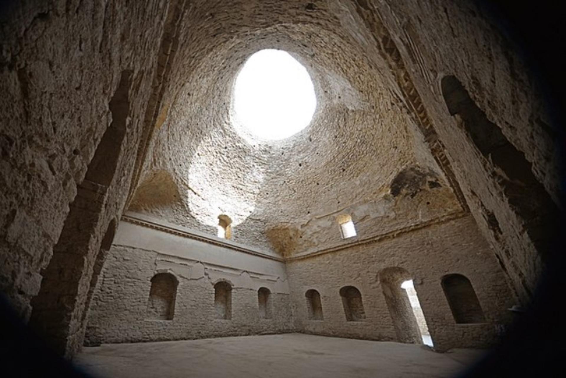 گنبد کاخ اردشیر بابکان