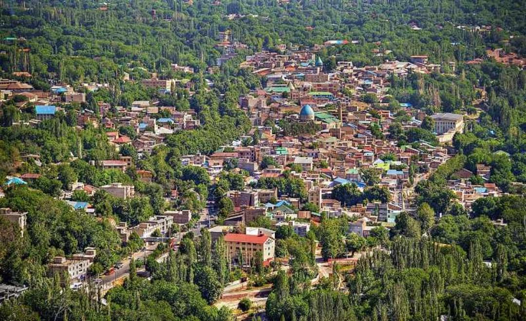 نمایی از شهر دماوند