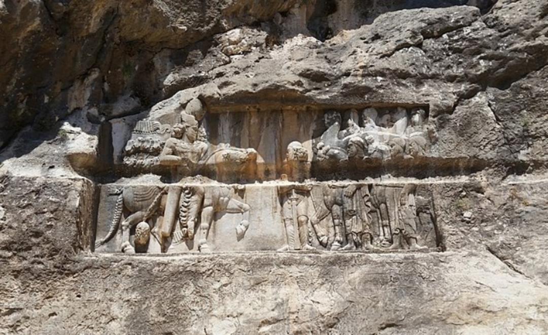 نقش‌برجسته چهارم تنگ چوگان