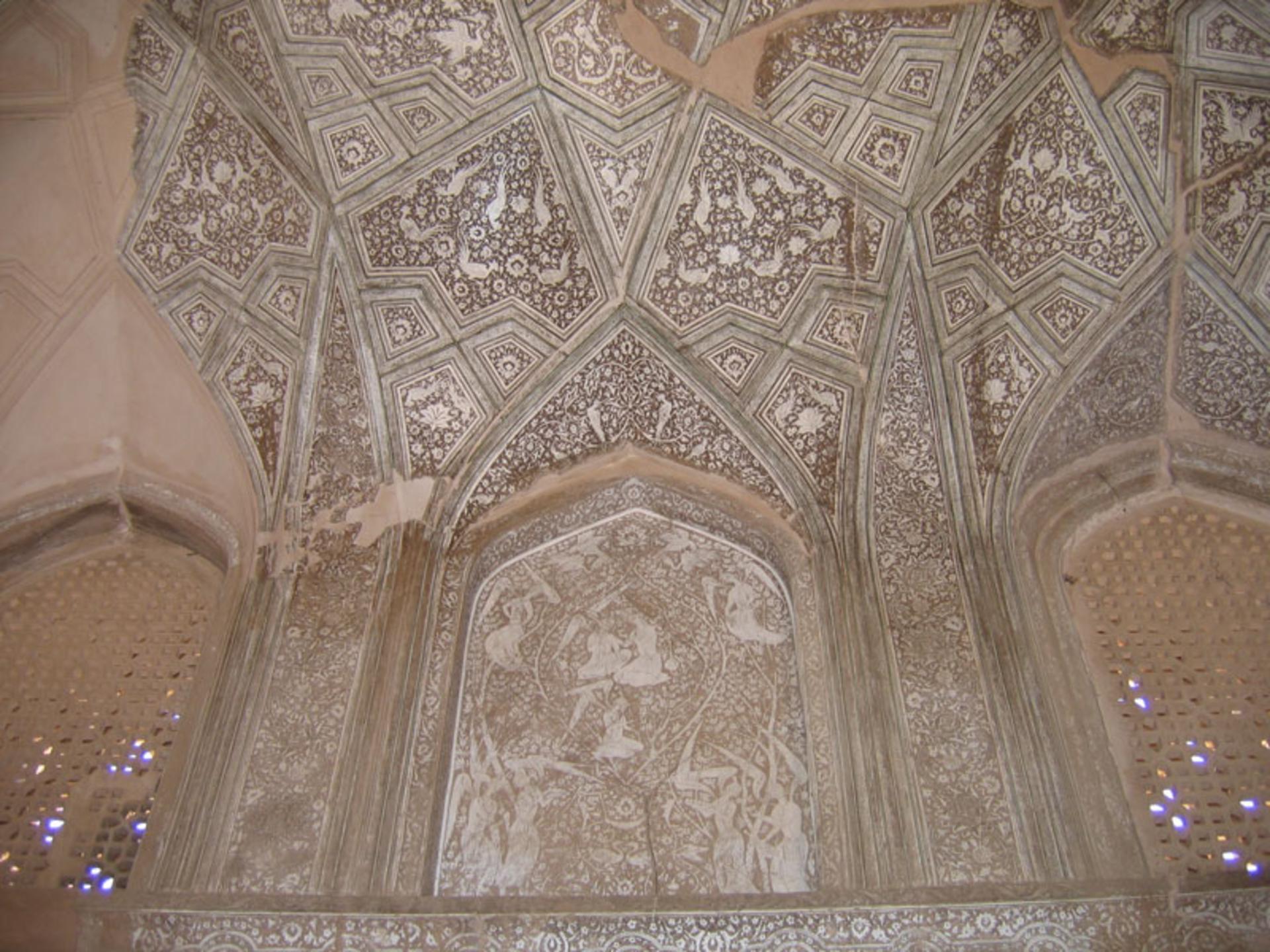 تزیینات معماری خانه تاریخی پیرنیا