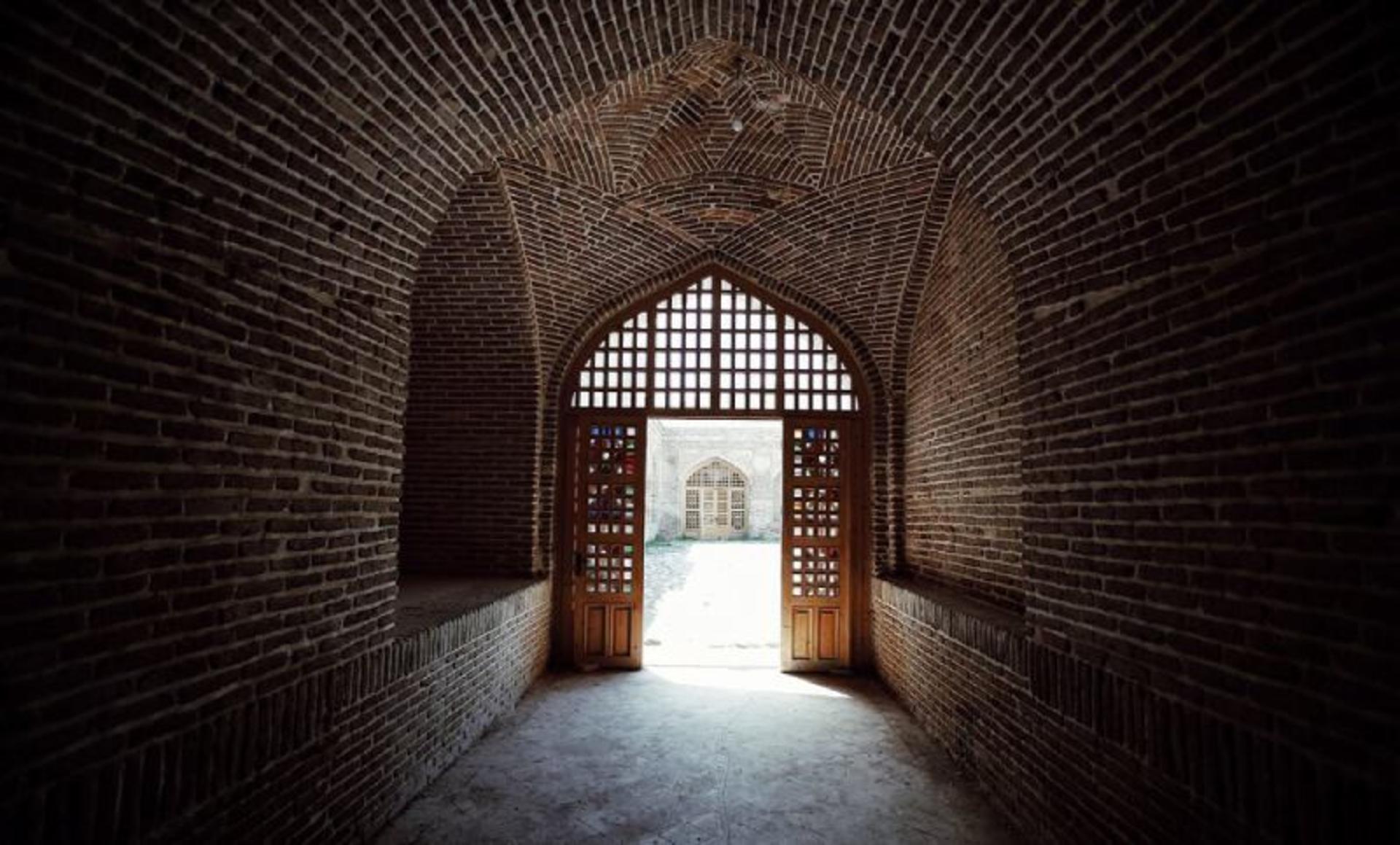 کاروانسرای شاه عباسی تویسرکان
