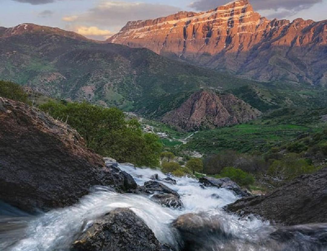چشمه وقت ساعت دورود لرستان 