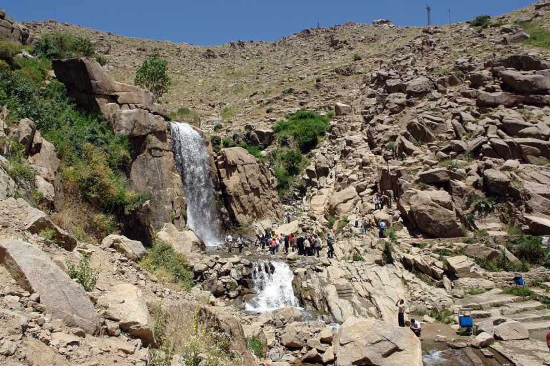 آبشار گنجنامه