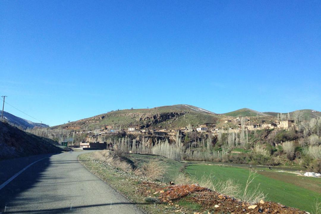 مسیرهای جاده‌ای سقز