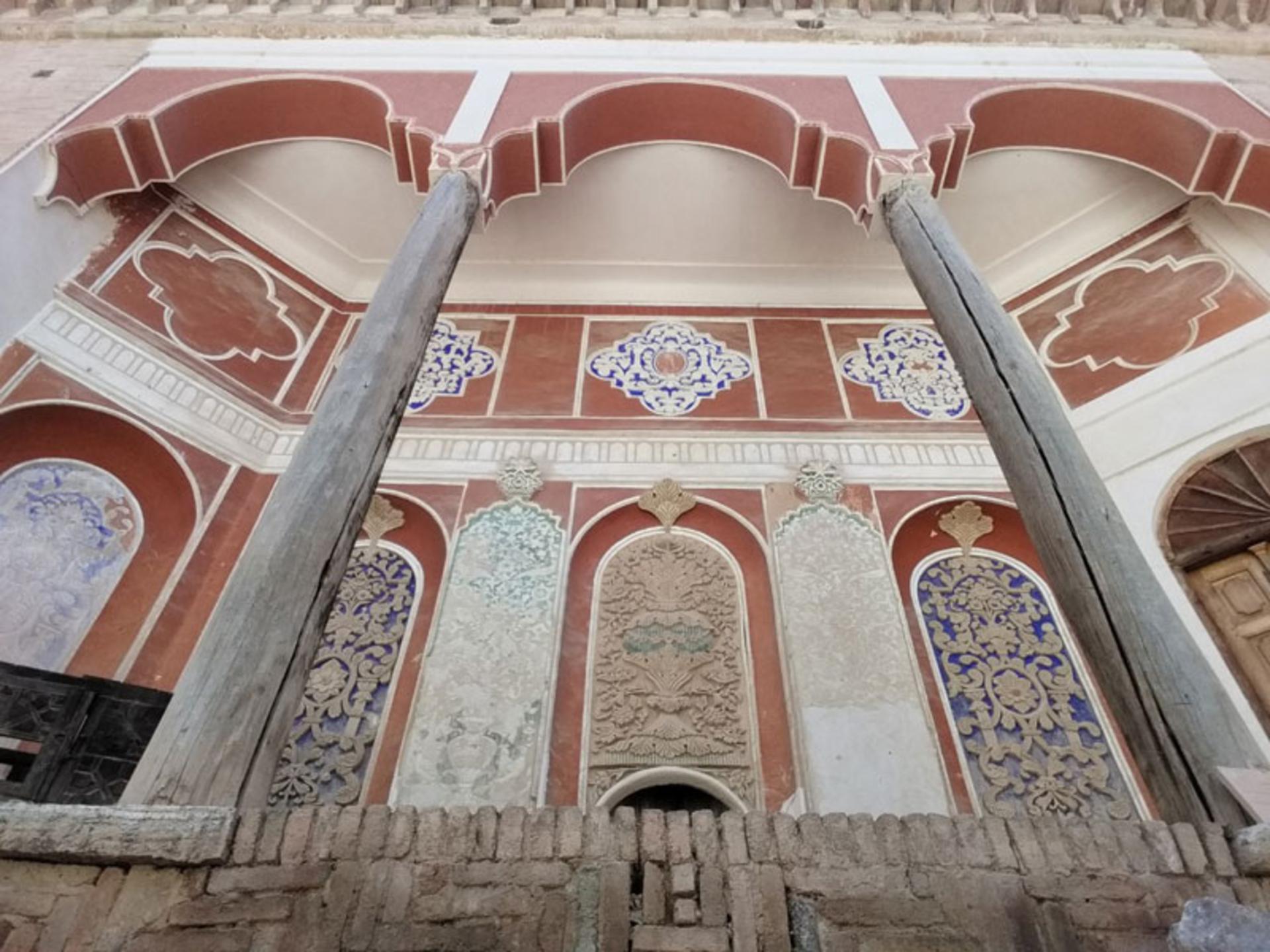 ایوان خانه ابهری خوانسار 