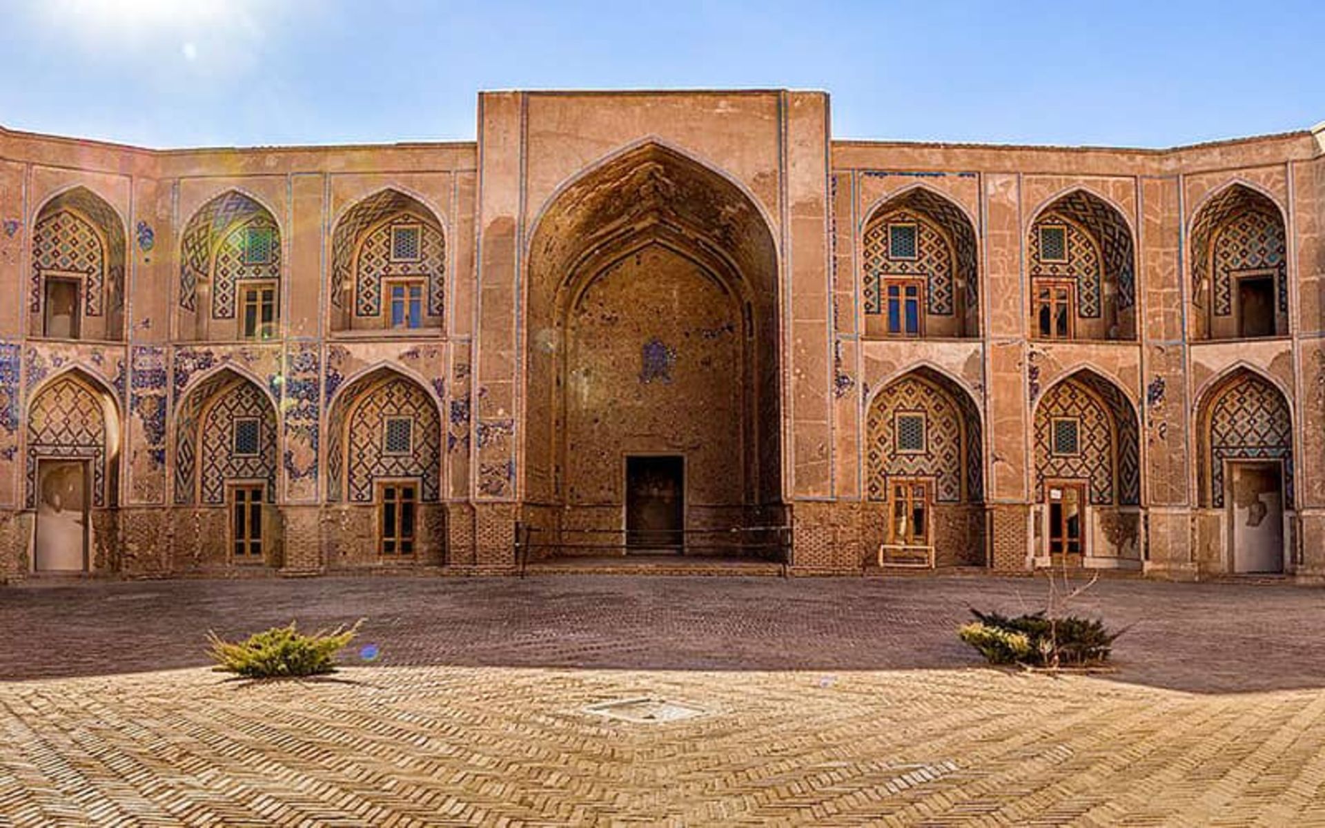مدرسه غیاثیه خرگرد