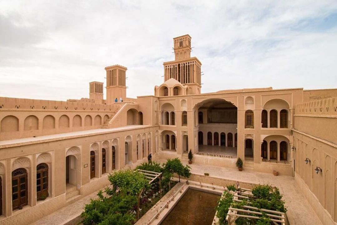 خانه آقازاده ابرکوه 