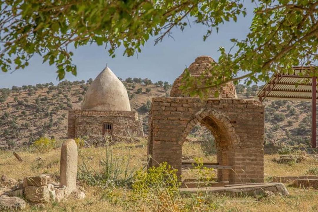 مقبره خلیل اکبر
