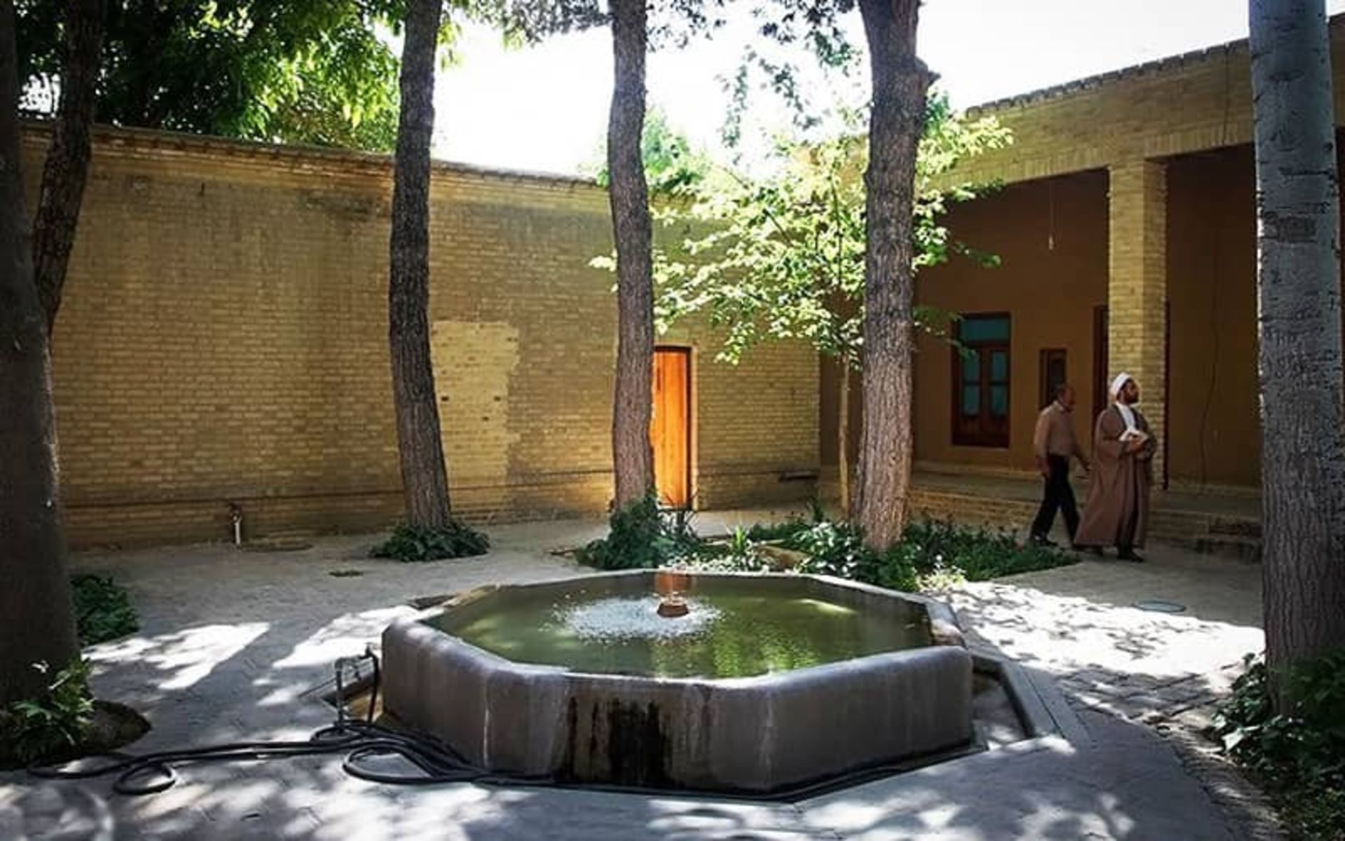 بیت امام خمینی