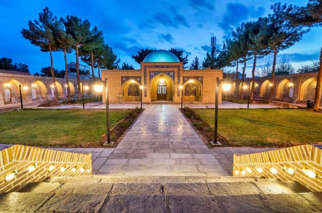 آرامگاه حاج ملاهادی سبزواری