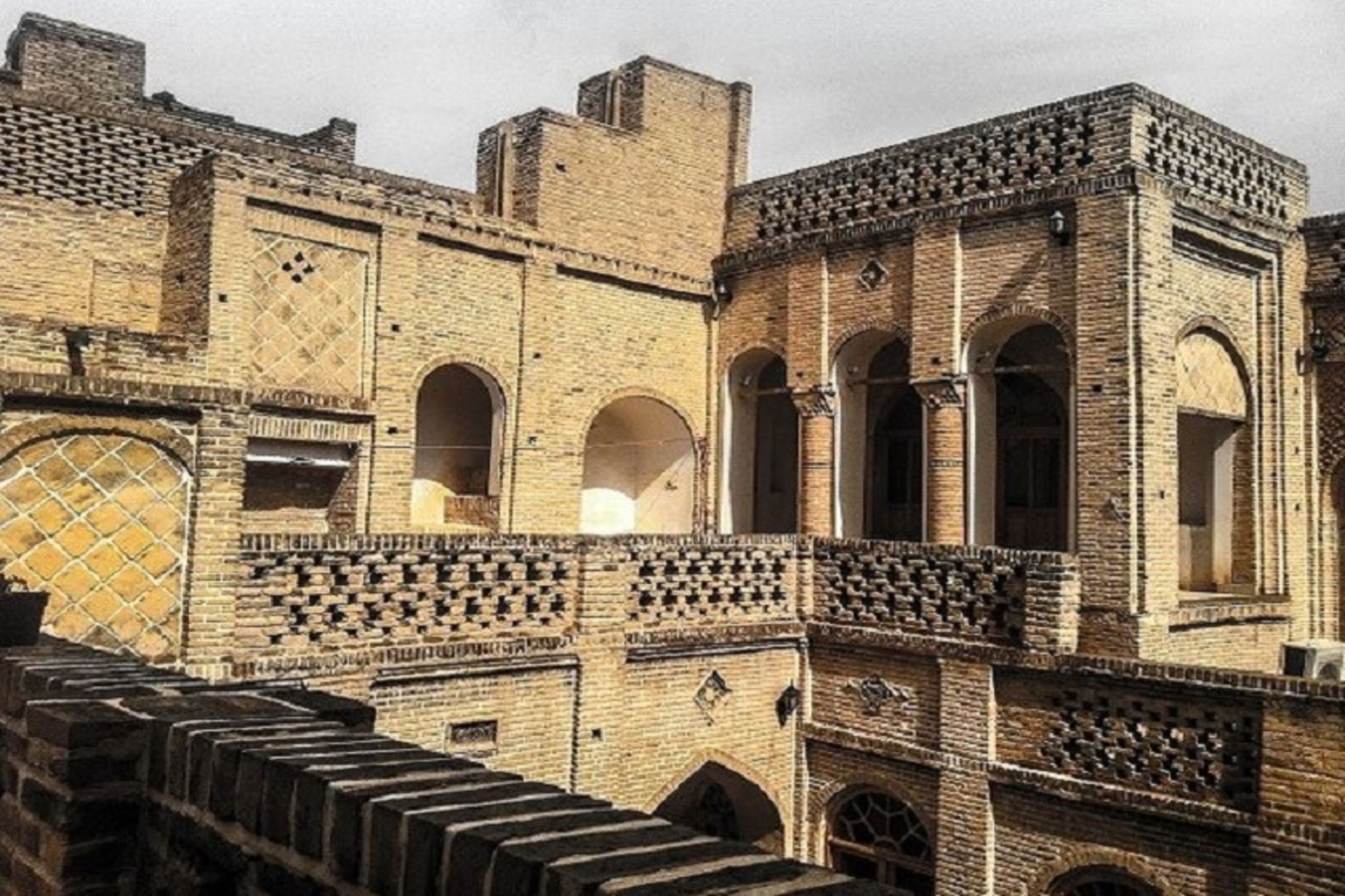 خانه سوزنگر دزفول