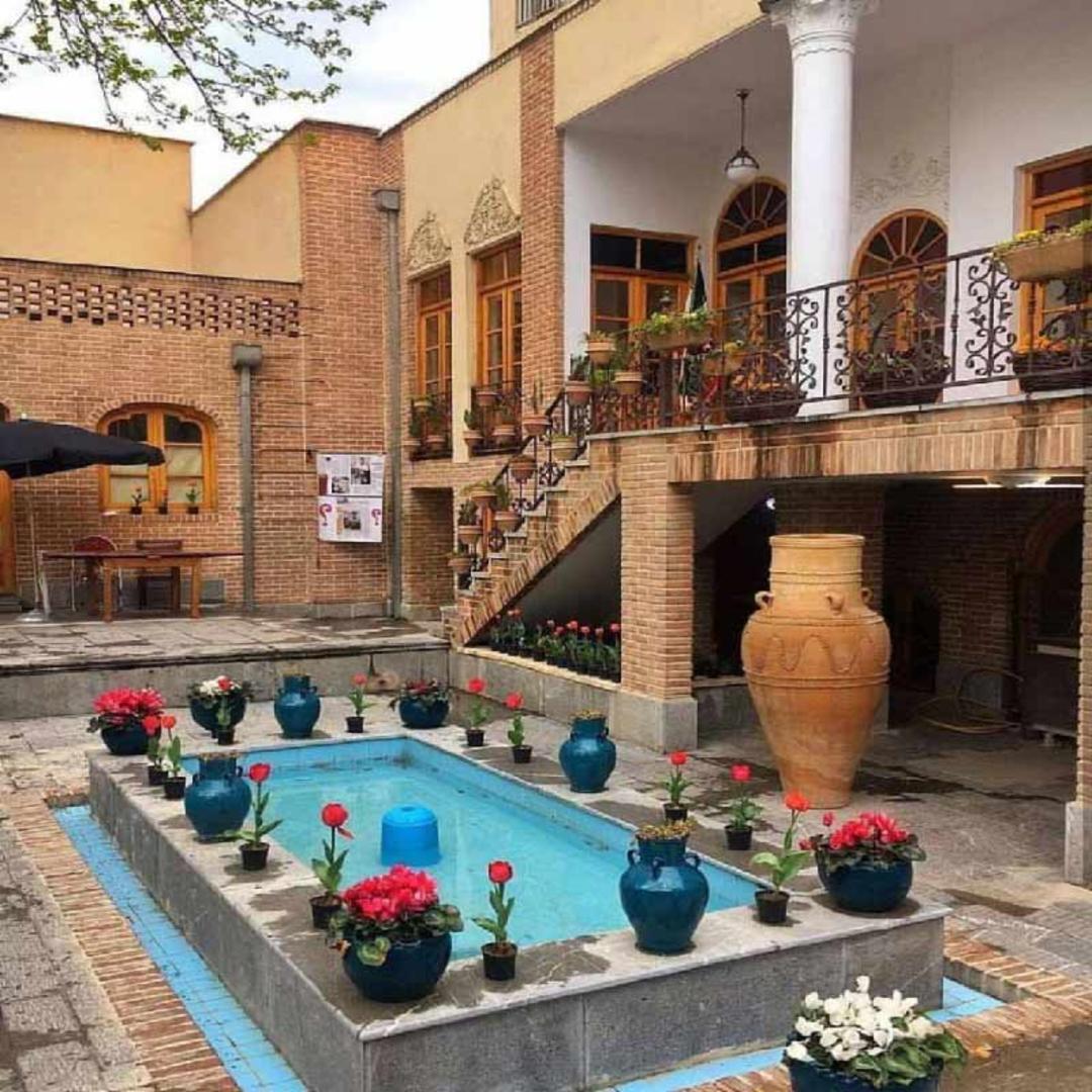 خانه دبیرالملک در تهران 