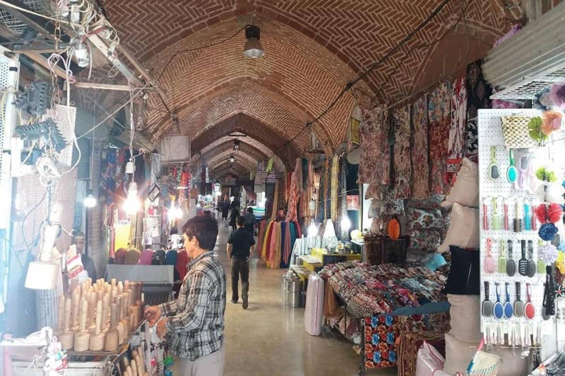 بازار سرپوشیده سنندج