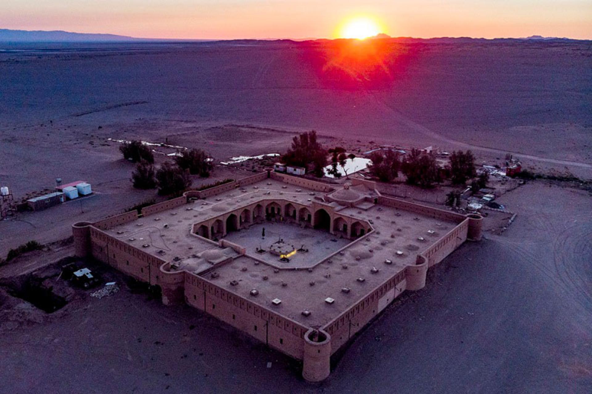 کاروانسرای مرنجاب