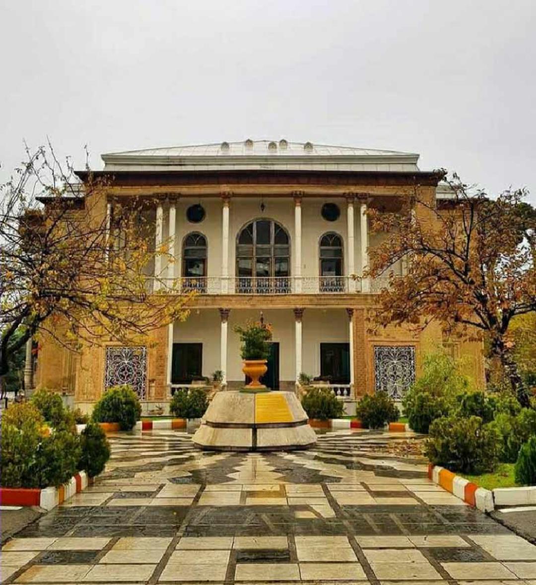 خانه قدیمی تیمورتاش و موزه جنگ