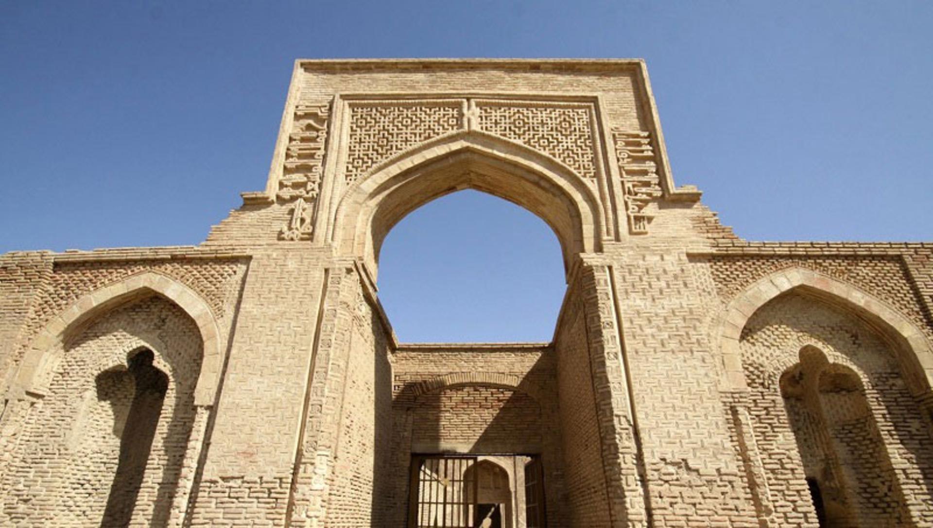 رباط شرف سرخس