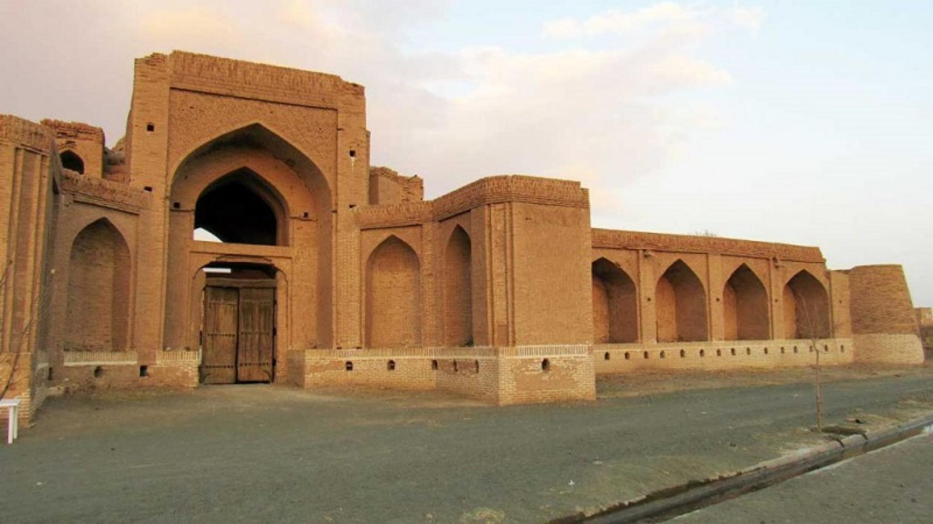 درگاه کاروانسرا
