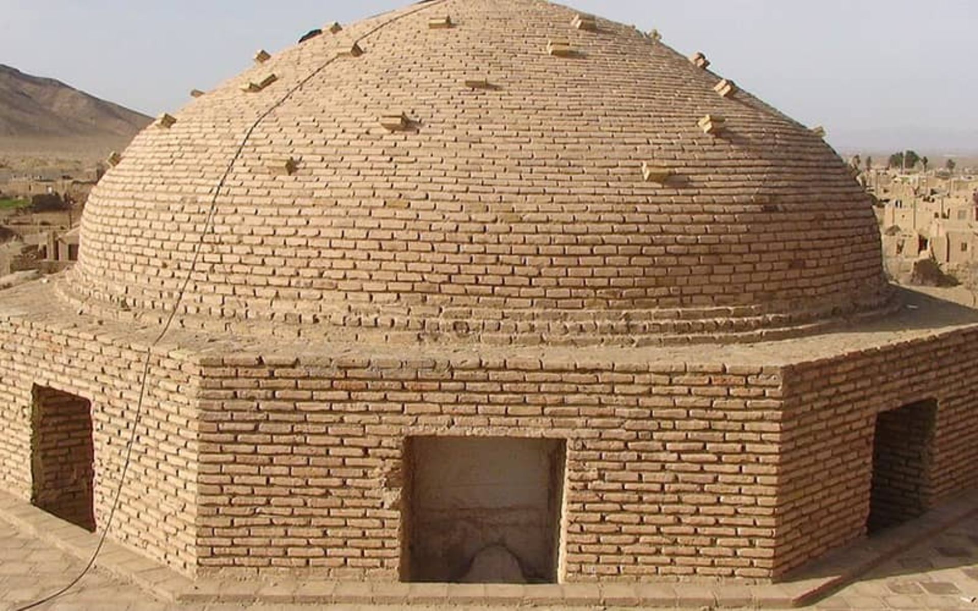 مدرسه غیاثیه خرگرد
