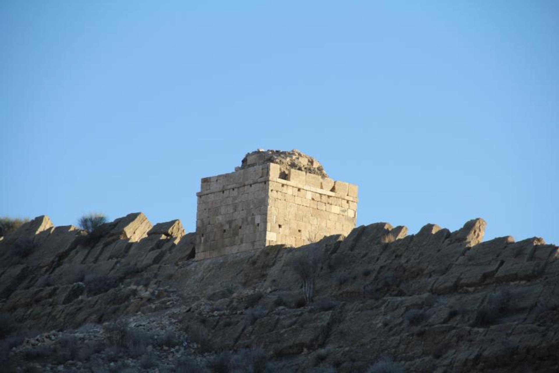 مقبره جاماسب حکیم